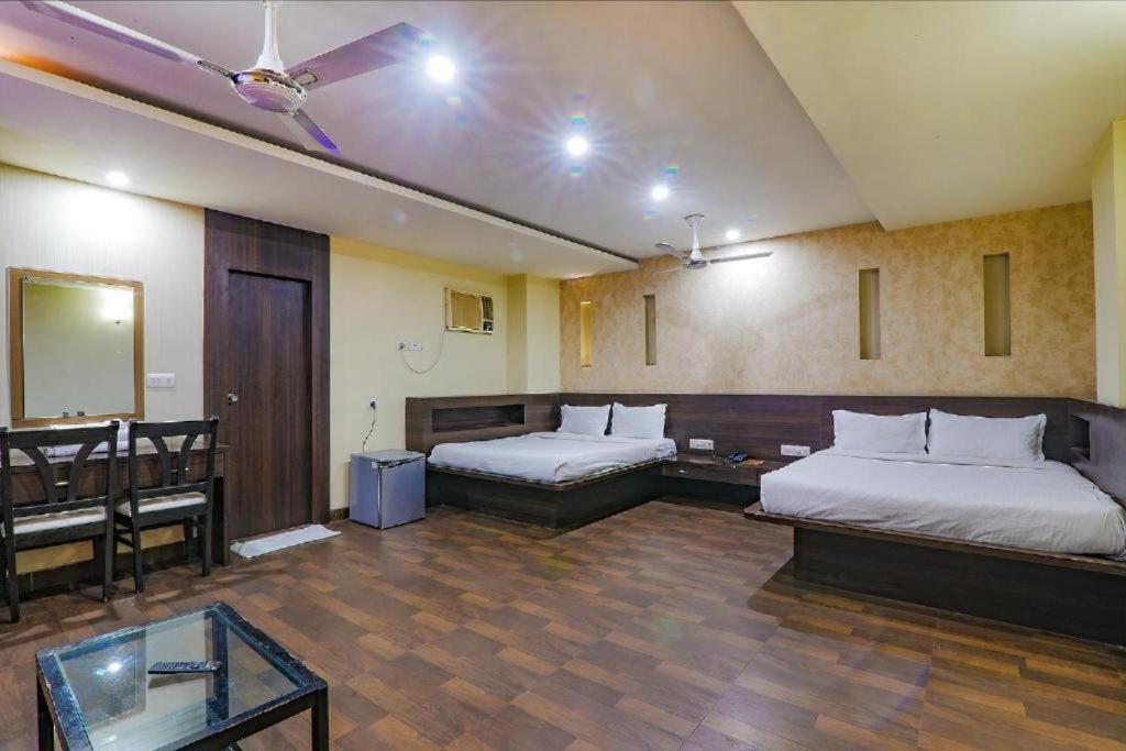 Shelter Hotel Lucknow Extérieur photo
