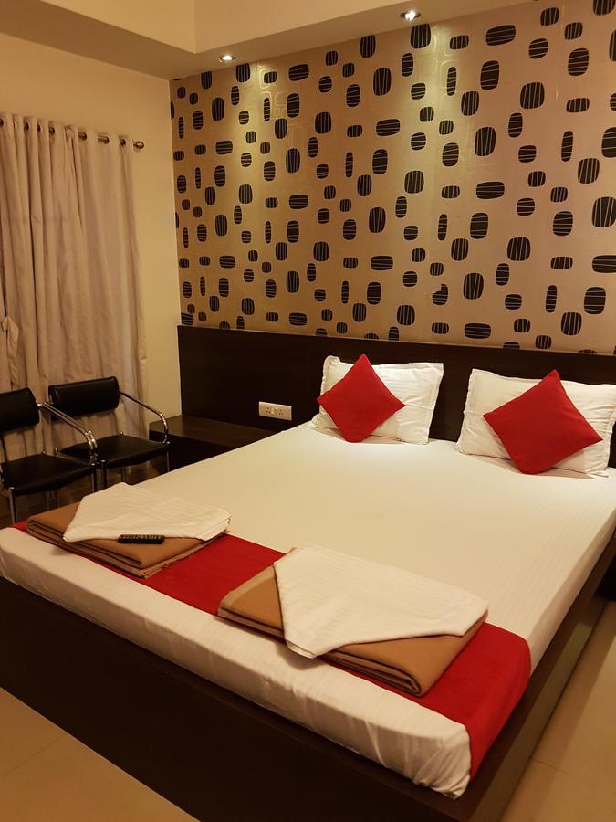Shelter Hotel Lucknow Extérieur photo