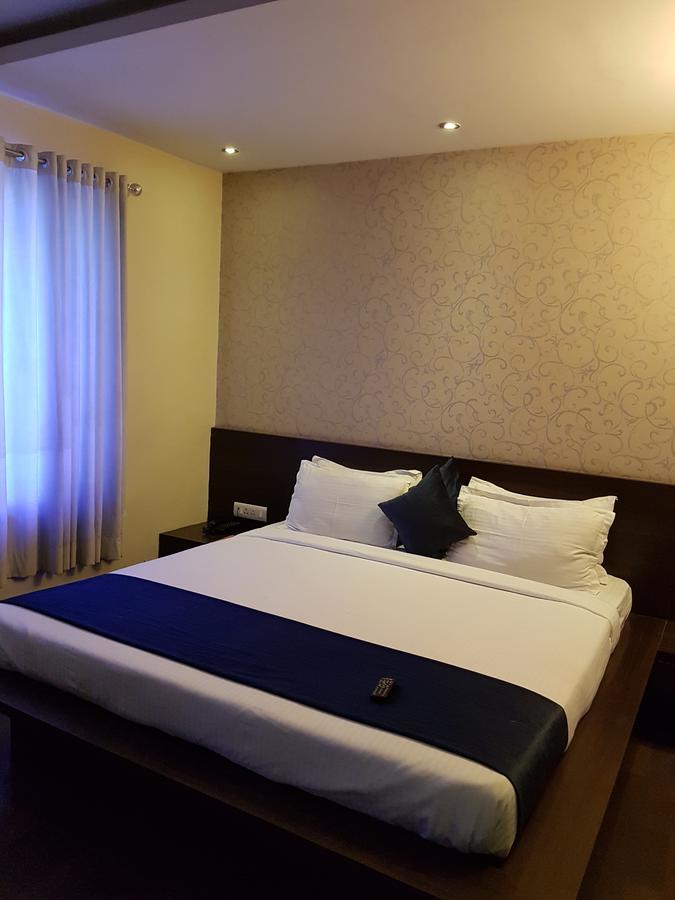 Shelter Hotel Lucknow Extérieur photo
