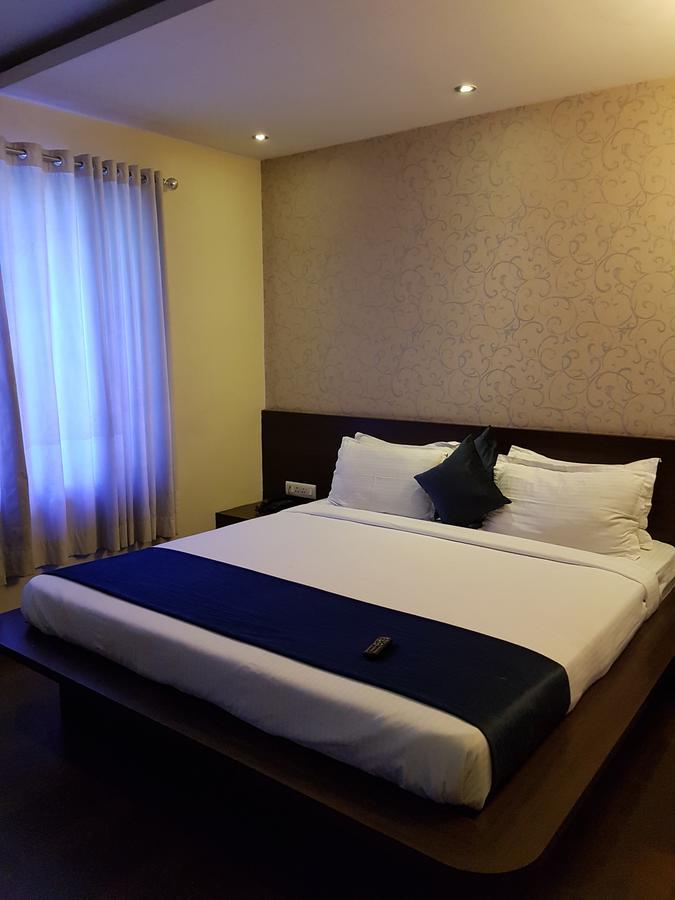 Shelter Hotel Lucknow Extérieur photo